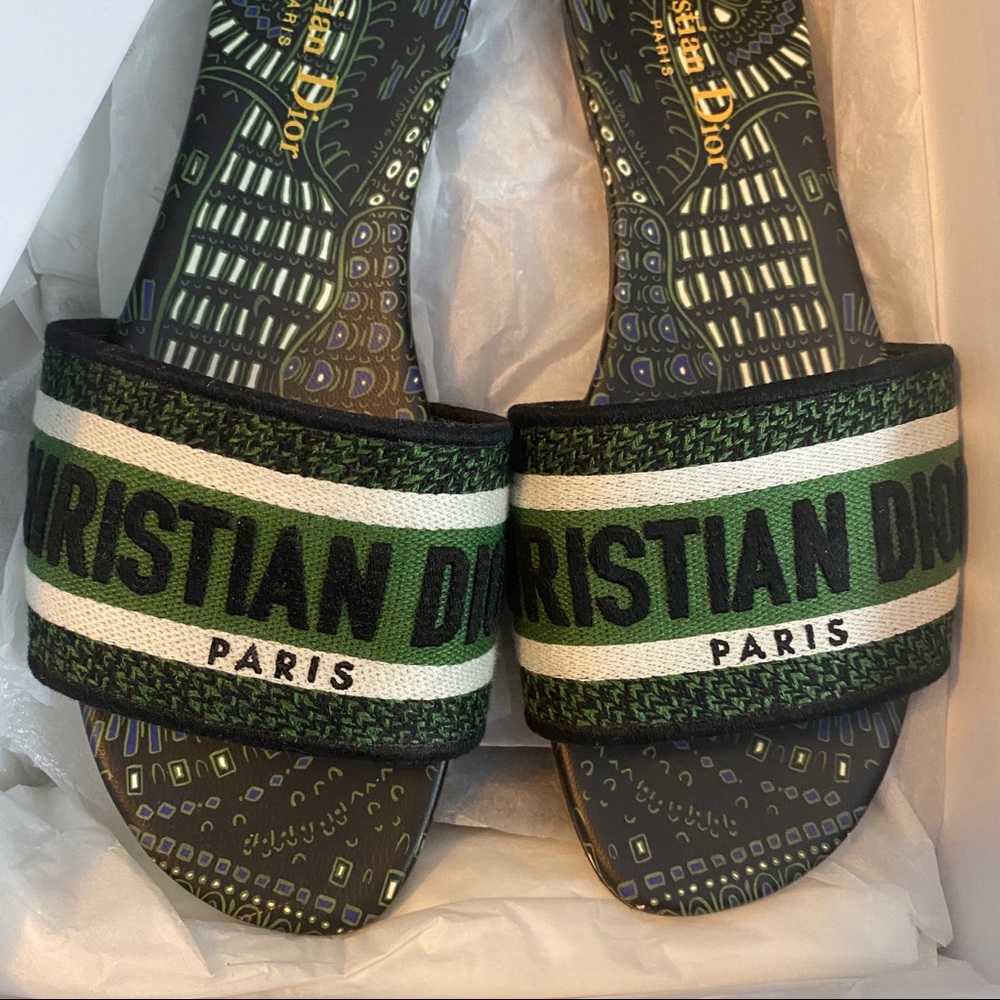 Dior dway slides